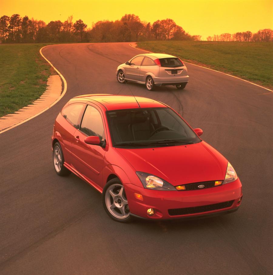  Ford Focus SVT 2002 года  (фото 63 из 98)